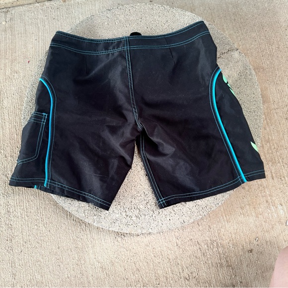 REEF WOMEN’S BOARD SHORTS SWIM TRUNKS SIZE 7 - Picture 2 of 12